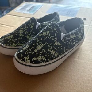Skeleton Print Kids Slip-On Shoes - Black